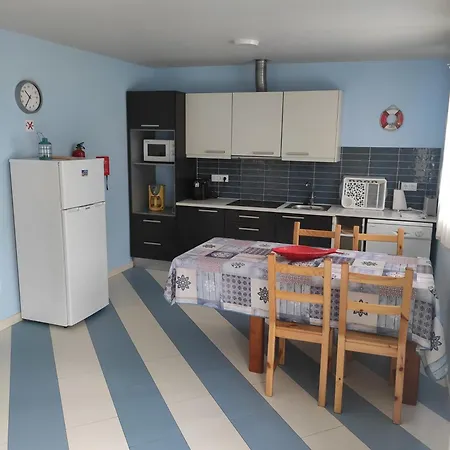 בית נופש Yellow Door Gafanha da Encarnacao