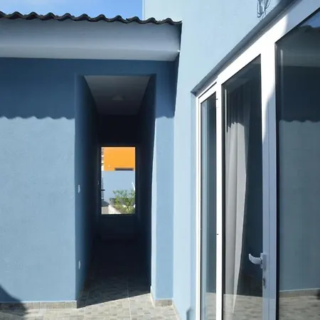 Prázdninový dům Yellow Door Gafanha da Encarnacao